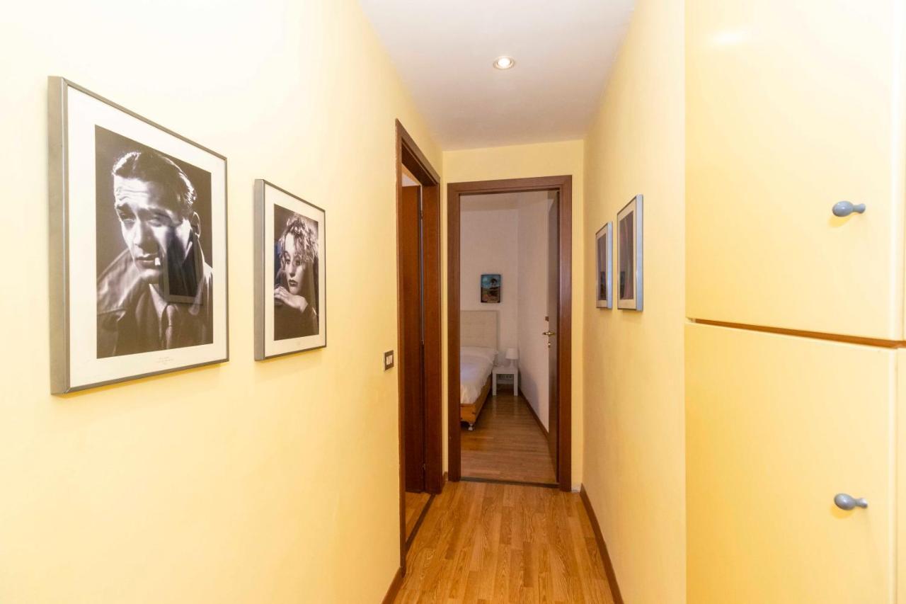 Porta Nuova & San Salvario Roomy Flat Turín Exterior foto